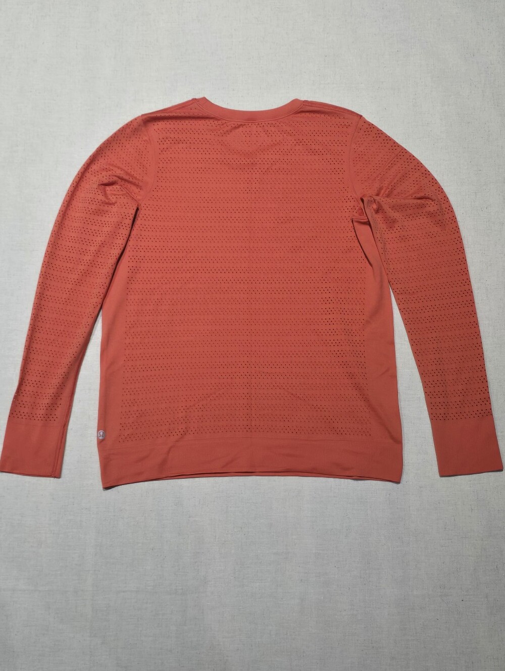 Lululemon Women's Orange Breeze By Long-Sleeve Top Size 8 - Picture 2 of 6